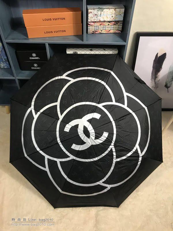 CHANEL香奈兒傘 火爆新款 山茶花搭配經典的香奈兒LOGO 珍珠球手柄 晴雨傘 防曬隔熱 防紫外線  zm1056